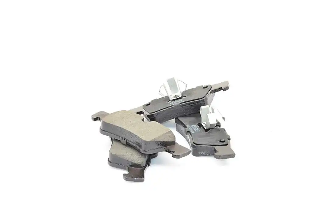 Колодки тормозные дисковые задние BSG (арт. bsg60-200-056)